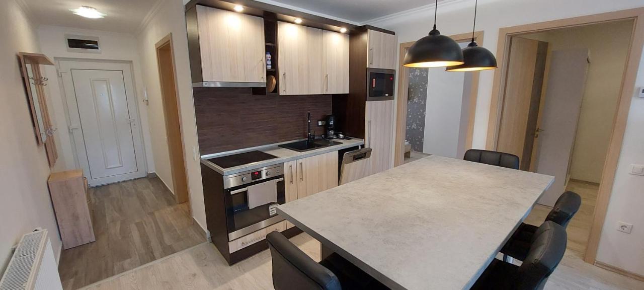 Laguna Beach Apartmanok Siofok Dış mekan fotoğraf