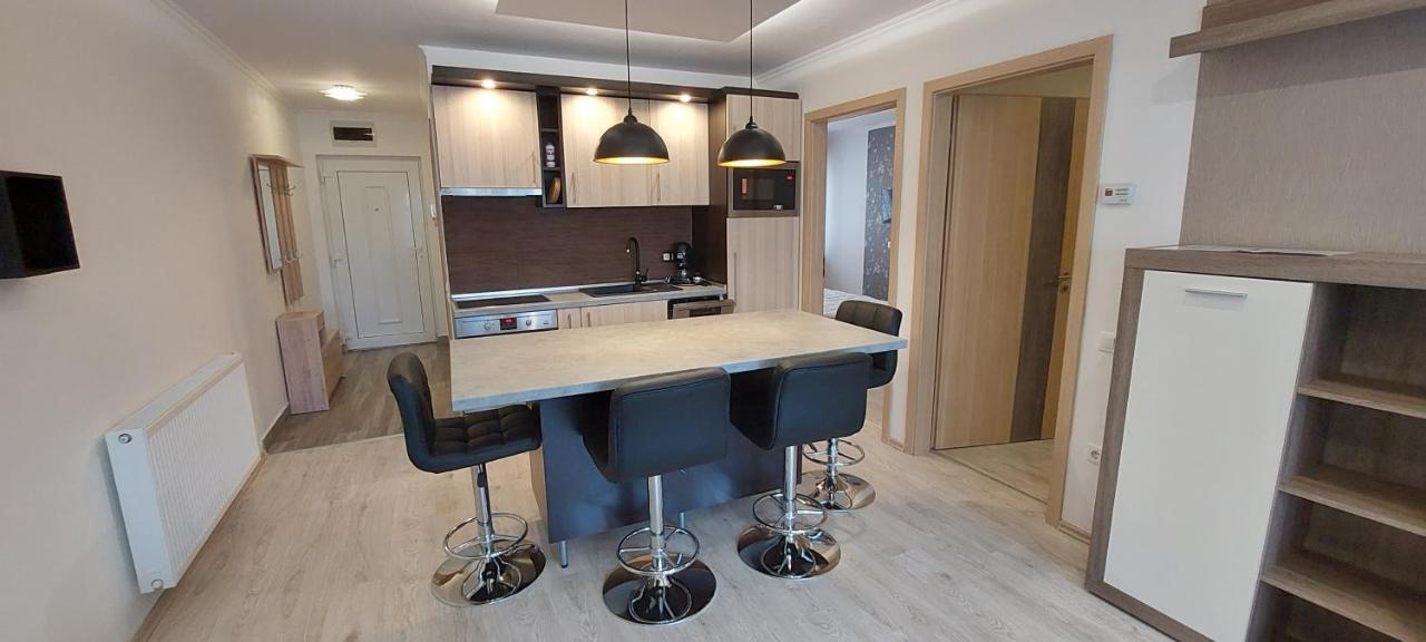 Laguna Beach Apartmanok Siofok Dış mekan fotoğraf